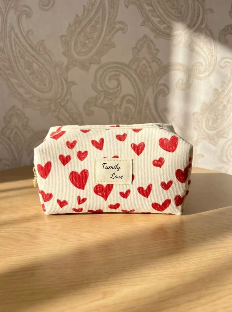 Lot de 2 Pochettes cœurs rouge 14x20 et 16x9x9 La vie est belle