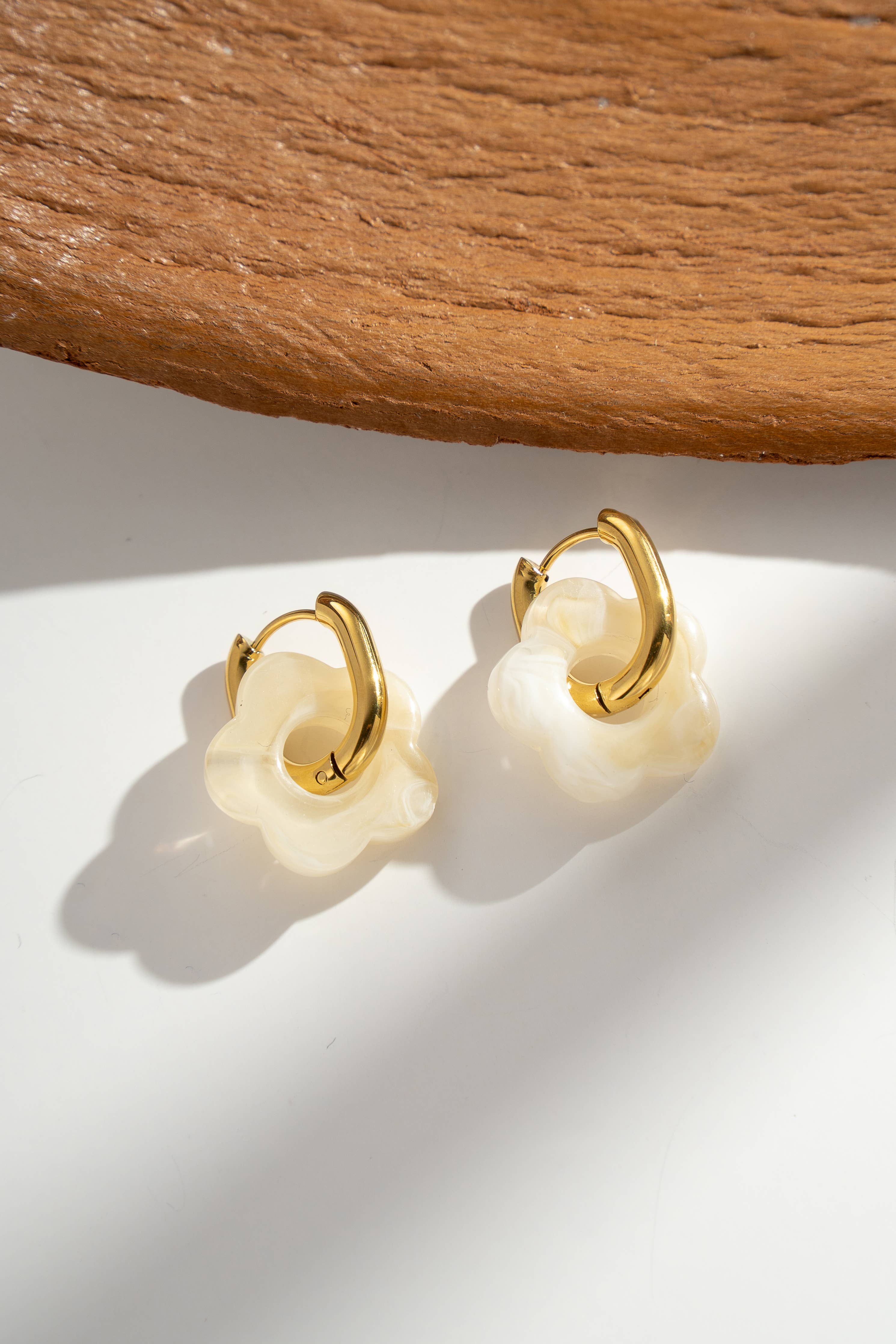 Boucles Oreilles Fleur Anneau Doré Colorées