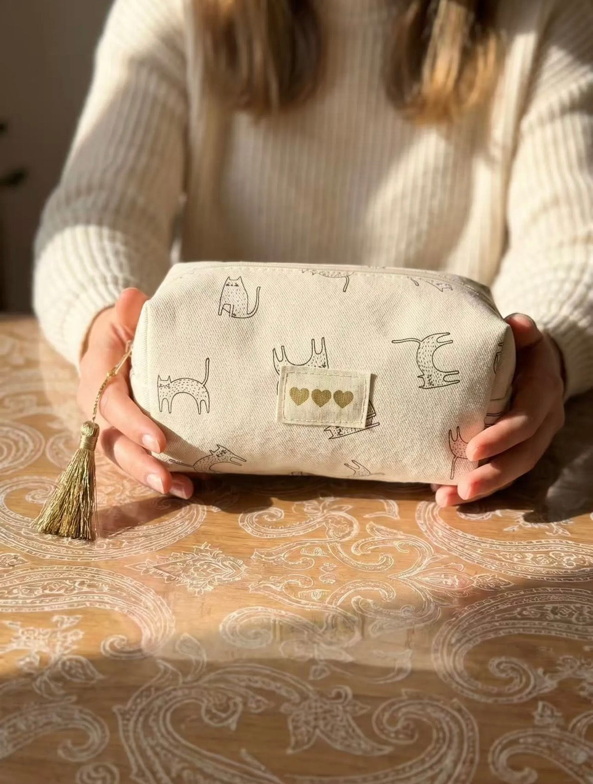 Pochette Trousse toilette 16x9x9 cm chats cœurs avec petits coeurs