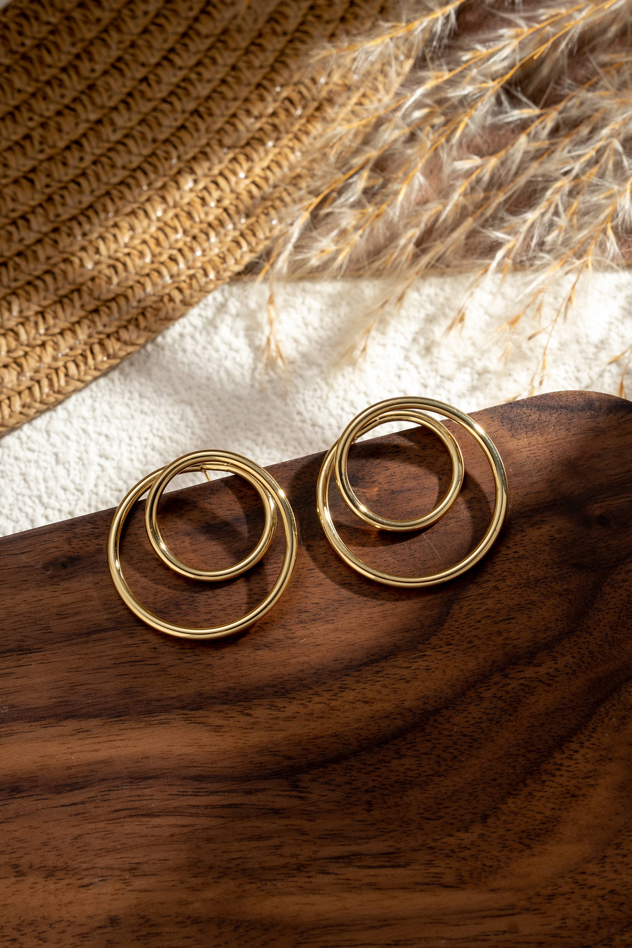Boucles d’oreilles dorées doubles anneaux acier inoxydable